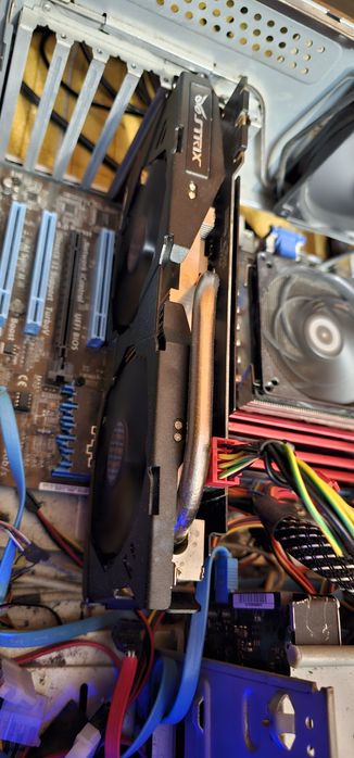 Placa video ASUS GeForce GTX 970 STRIX OC 4GB GDDR5 256-bit la 270 ro