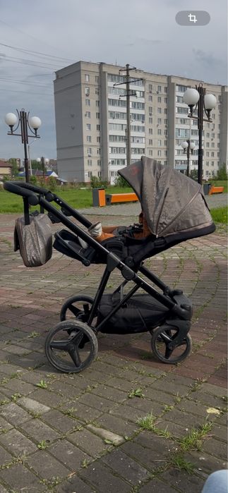 Продам коляску.