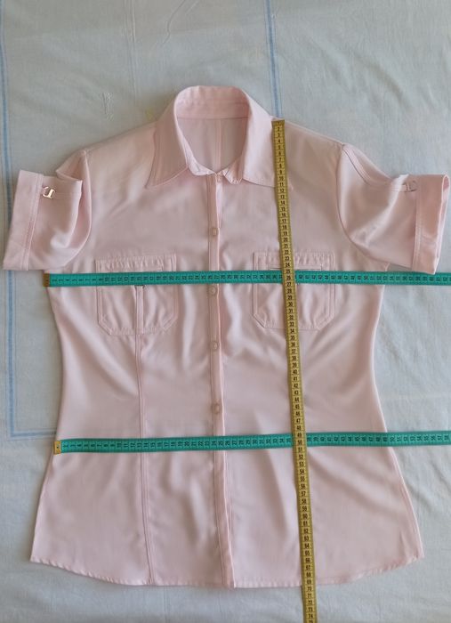 Елегантен костюм, нов, от три части, размер XL, 23 евро/45 лв