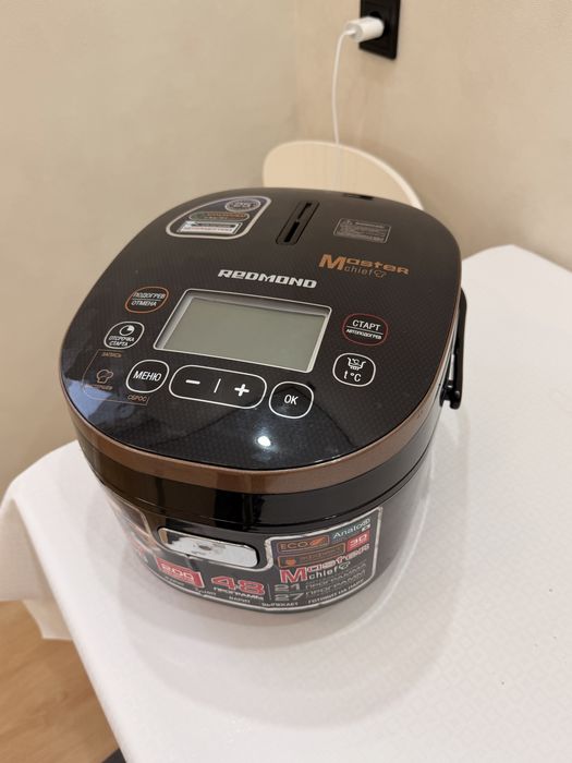 Мультиварка Redmond Master chief