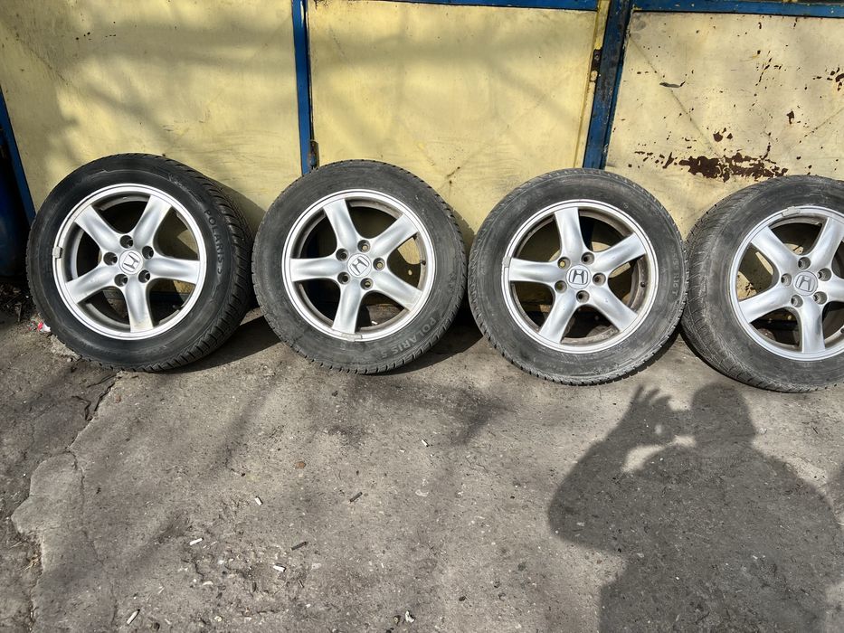Джанти с гуми от HONDA 16ки