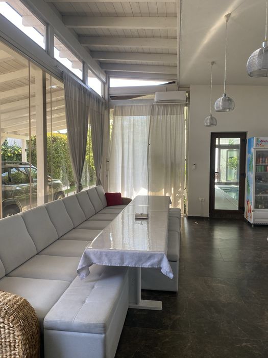 Casa cu piscina Gradiste