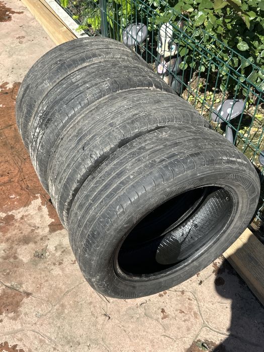 Set anvelope vara Goodyear 215/55 r17