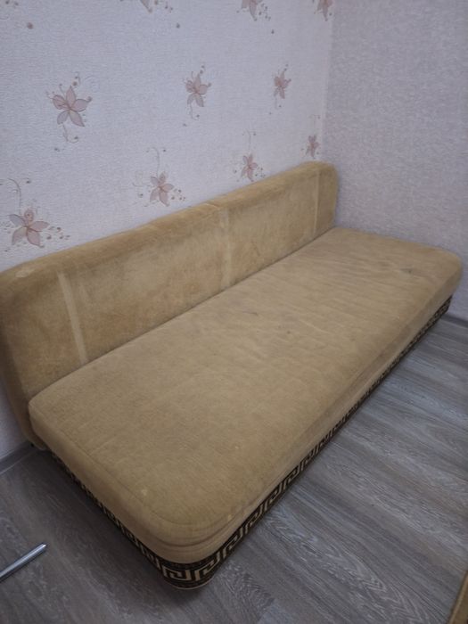 Продам диван  такта