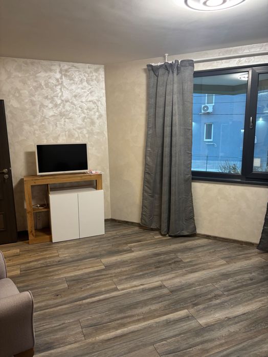 Дава се под наем Двустаен апартамент в к.к. Слънчев ден - 65 кв.м за 500 € - Снимка #2