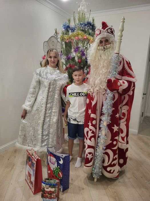 Дед Мороз и Снегурочка