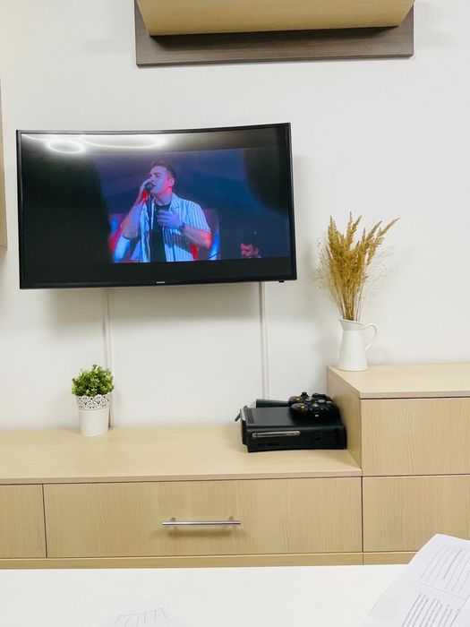 mobila living cu polite