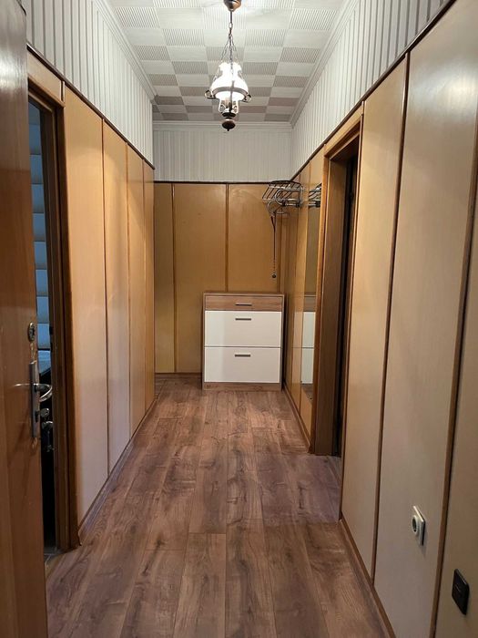 Дава се под наем Двустаен апартамент в Пловдив, Център - 78 кв.м за 350 € - Снимка #1