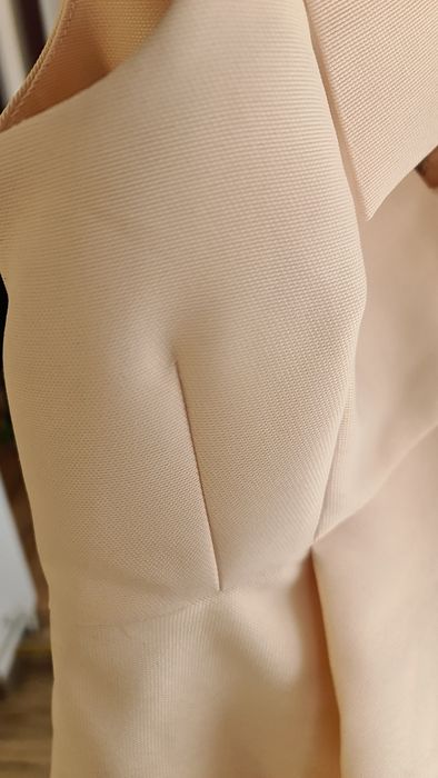 Rochiță pentru gravide