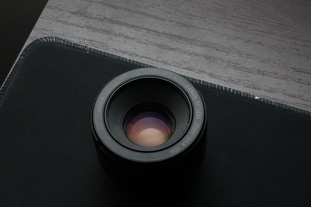 Canon EF 50mm f/1.8 STM