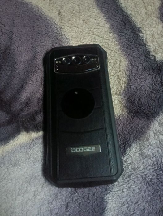 Продам Doogee v 30