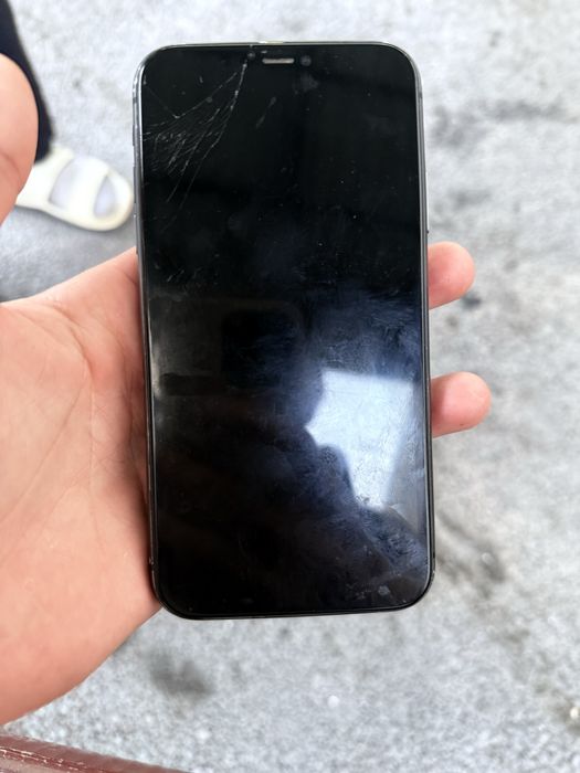 Айфон 11 сатылады