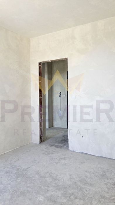 Продава се Двустаен апартамент в Бургас, Меден рудник - зона Д - 106 кв.м за 494 €/кв.м - Снимка #1