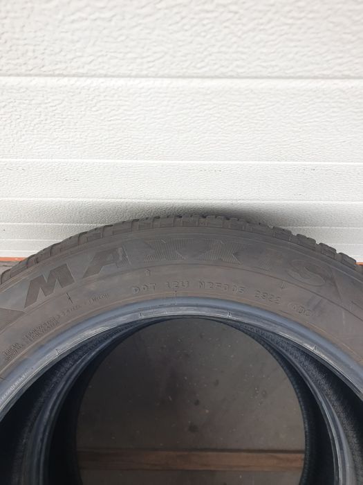 Всесезони гуми 2 броя MAXXIS AllSeason AP3 215 55 R17 дот 2922