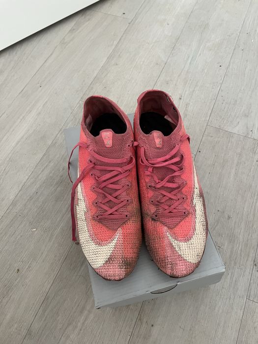 Бутцы, Nike Mercurial