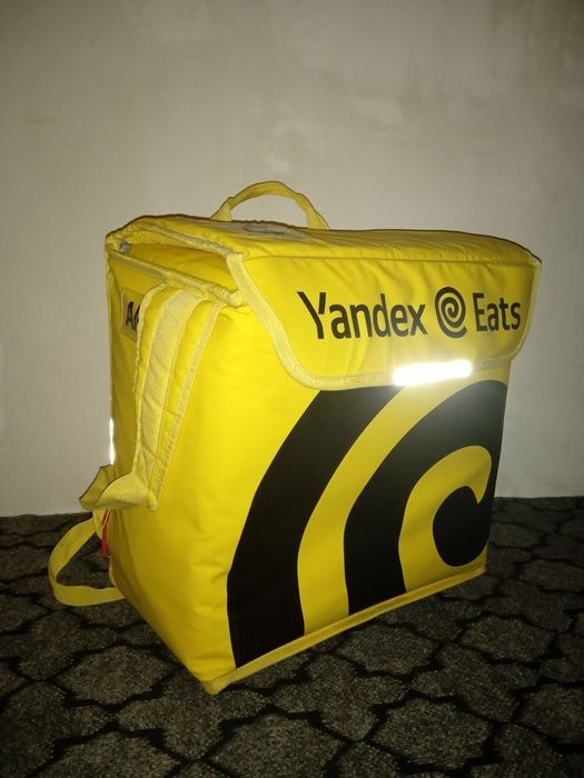 Yandeks sumka sotiladi