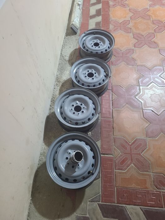 Dikalar sotiladi 06 yevro