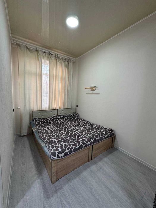 Двух-этажный "DOM", 44.44, 2-ком с ремонтом срочная цена !!