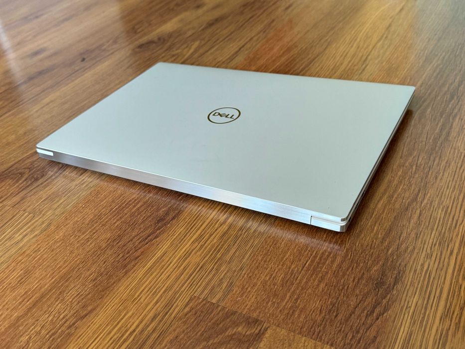 15.6' 3.5K OLED Touch i9-12900HК DELL XPS 9520 32GB DDR5/1TB NVMe/Nvidia RTX 3050 Ti/Win 11/Бат 8ч