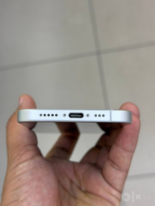 Iphone 16 Silver