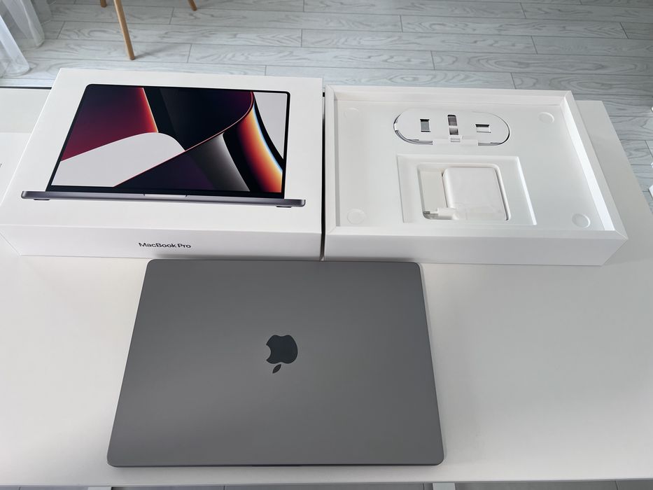 macbook pro m1 pro - Laptopuri oferte online | OLX.ro