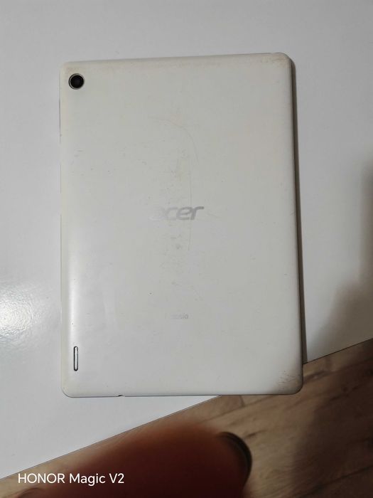 Таблетка Acer a1-811