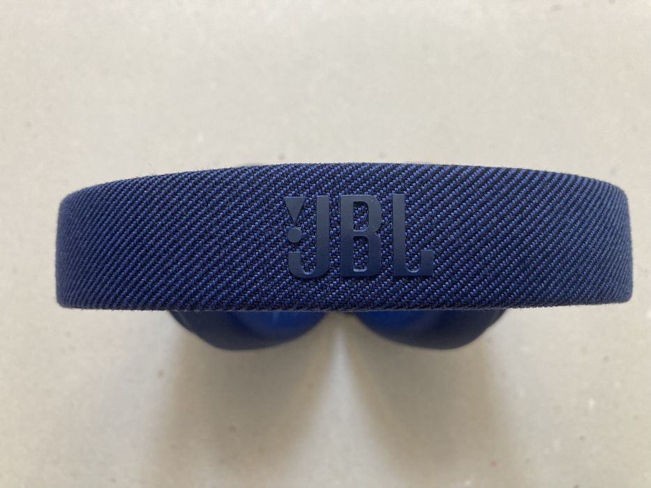 Casti over the ear wireless JBL Live 770nc