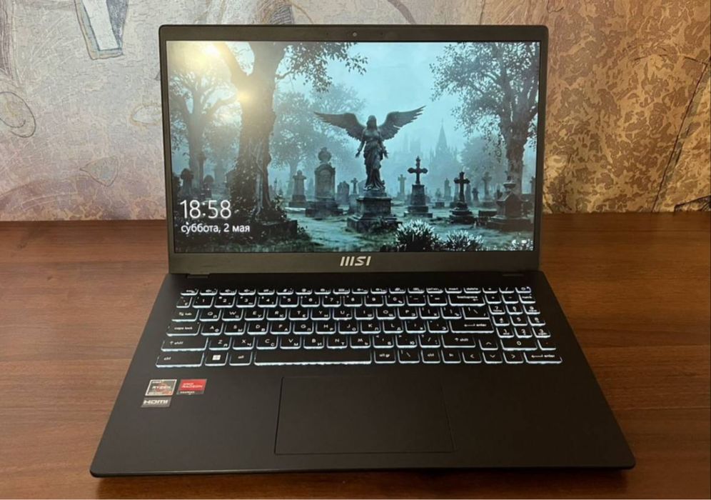 срочно MSI игровой ноутбук Modern 15 b7m