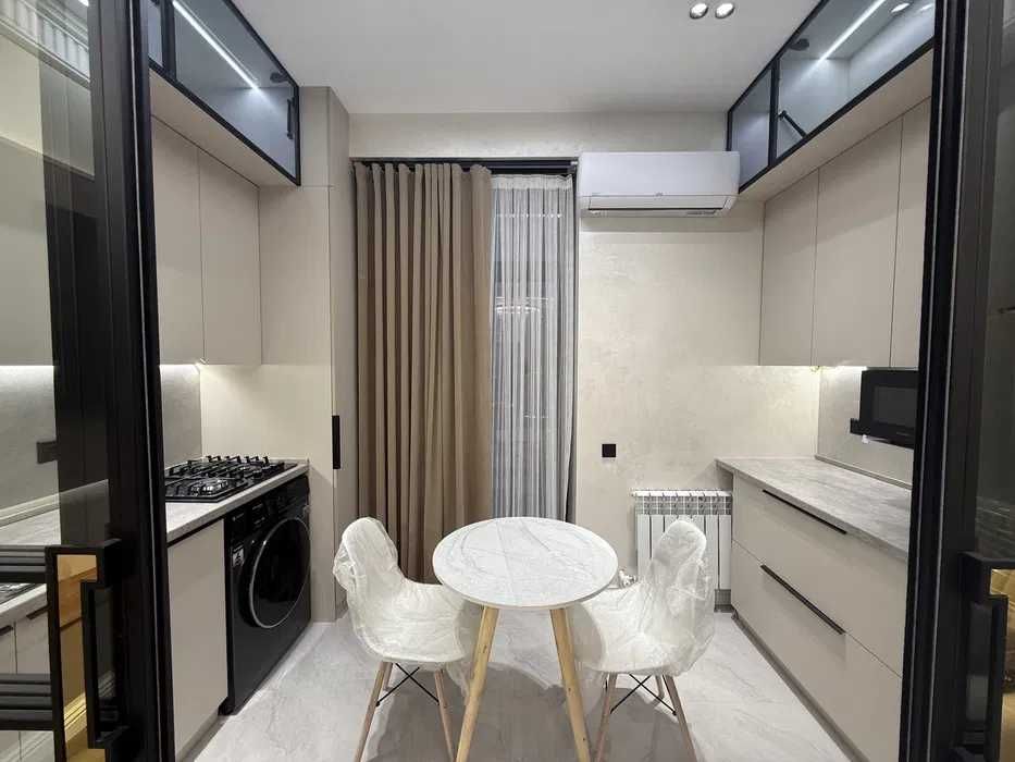 Яккасарай, Шота Руставели