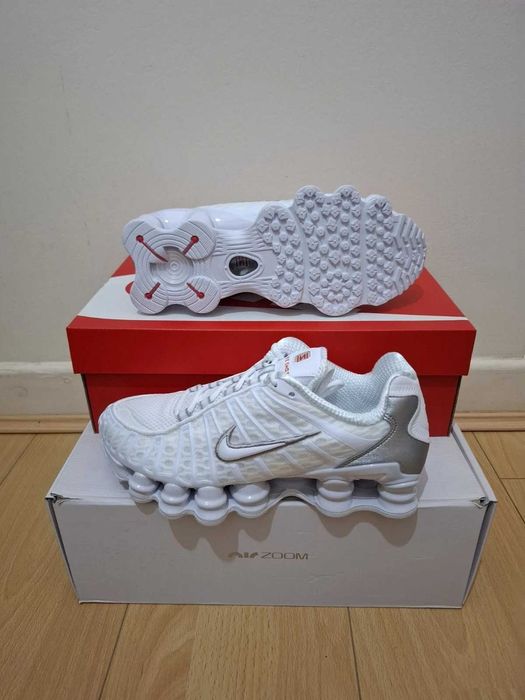 Nike Air SHOX TL Plus Triple White (всички номера от/до 40-46)