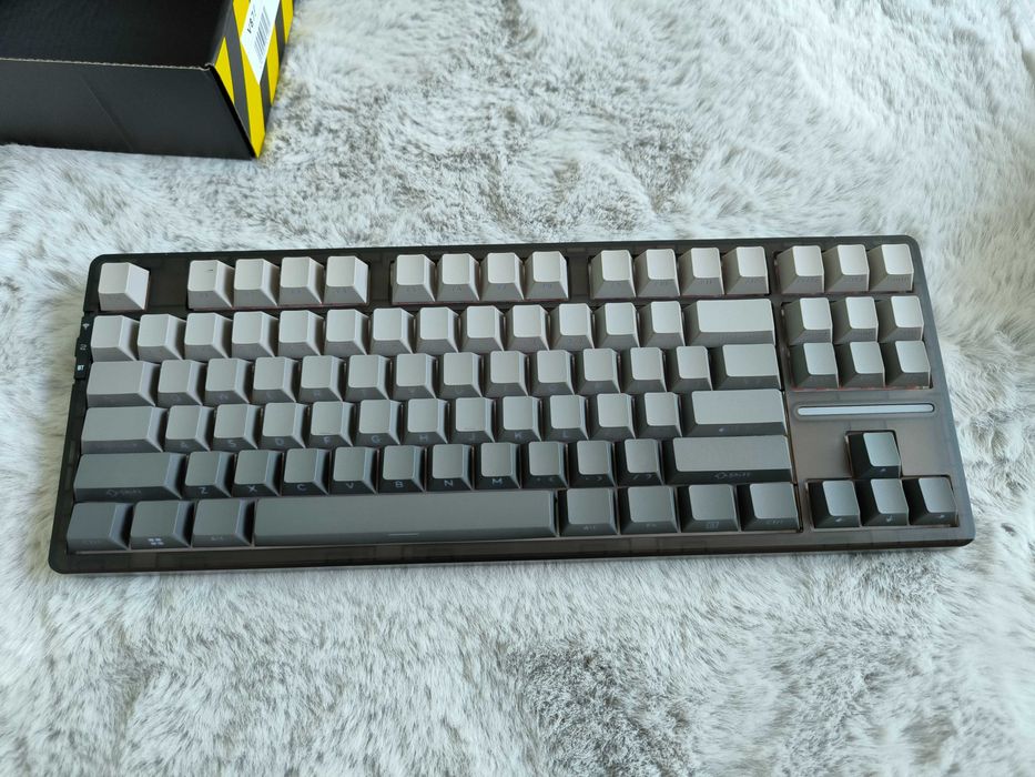 Професионална геймърска клавиатура VGN 87 Pro