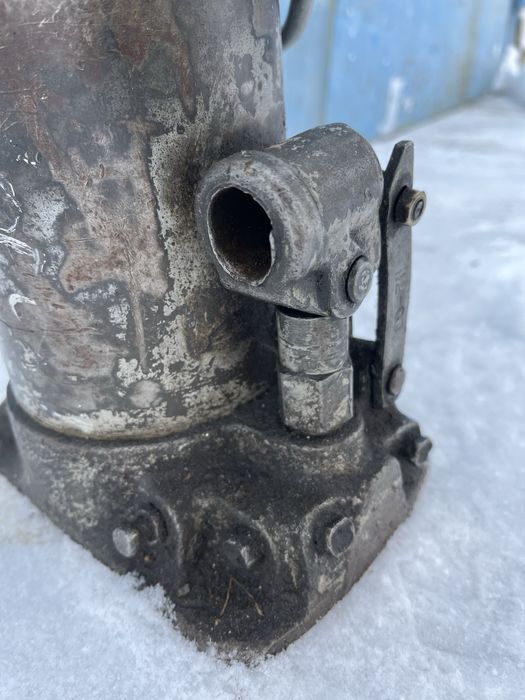 Продам домкрат гидравлический