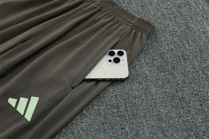 Спортен екип Реал Мадрид Адидас