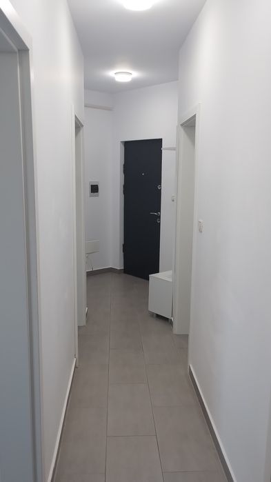 Închiriez apartament 2 camere
