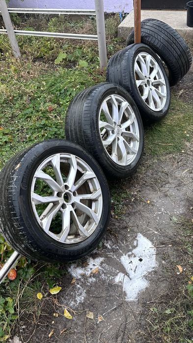 Шины в комплекте