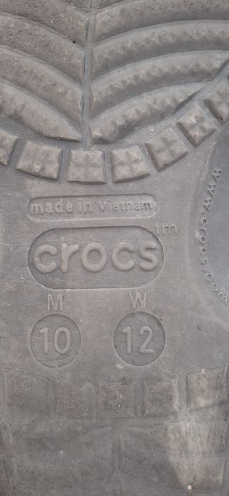 Продам Crocs 44 размер