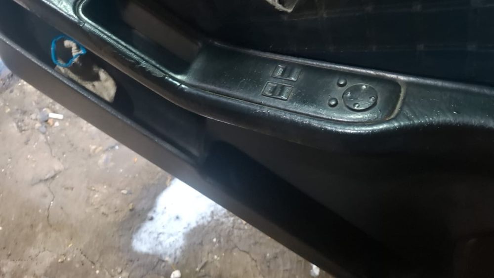 Ауди 80 по запчастям