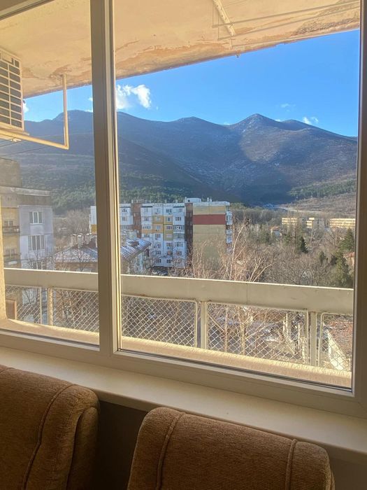 Дава се под наем Двустаен апартамент в Враца, Промишлена зона - 75 кв.м за 255 € - Снимка #2