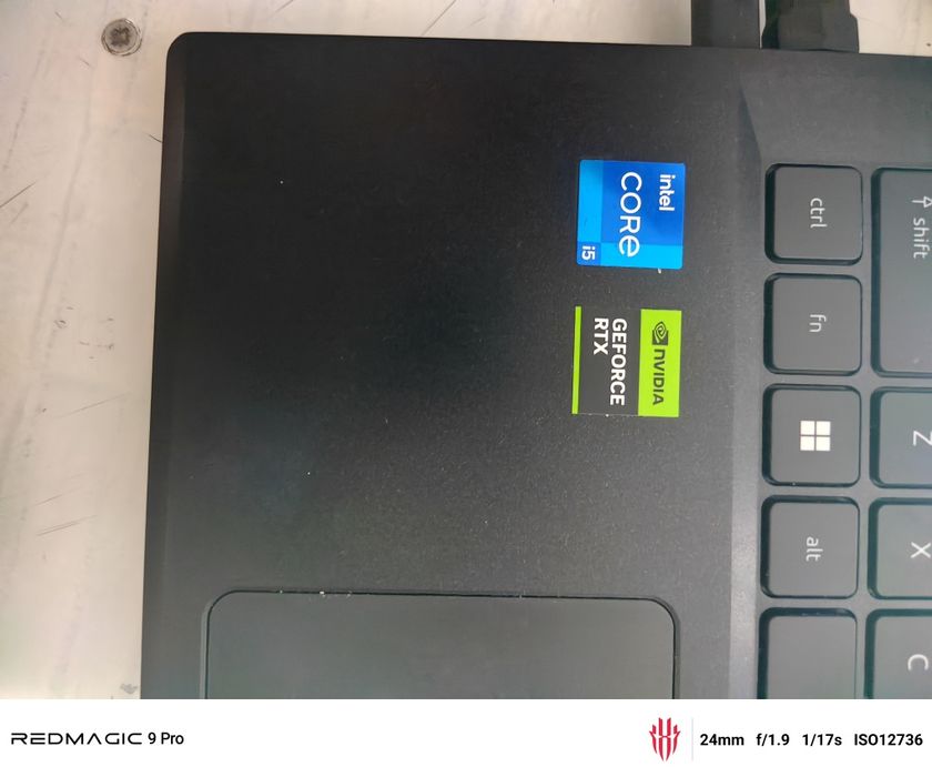 Acer nitro V 15 32gb RAM