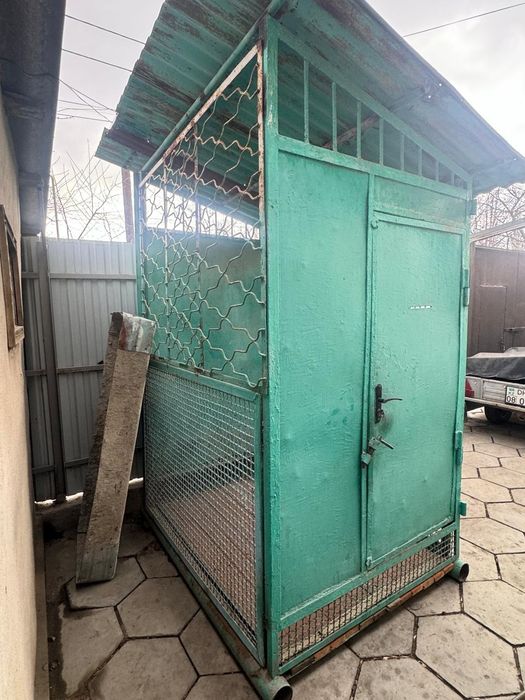 Продаётся Вольер