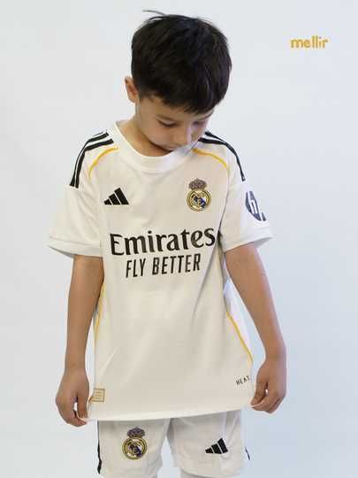 Реал Мадрид oq  fudbol forma yosh bollar uchun