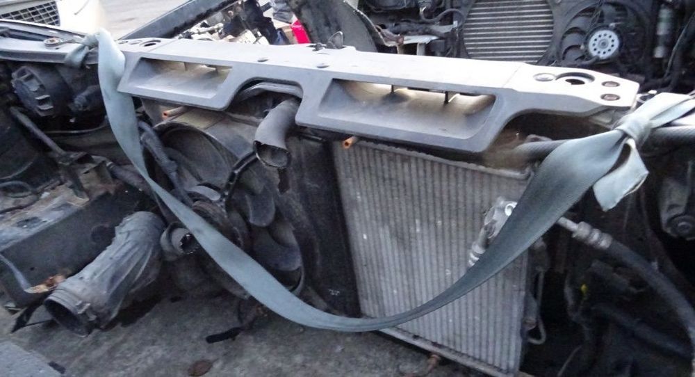 Fata completa Hyundai Santa Fe din 2002 volan pe stanga