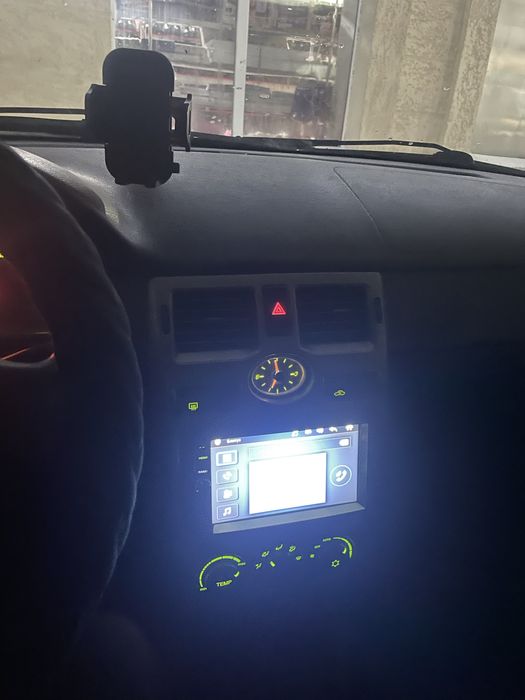 Продам приору 2012 г в