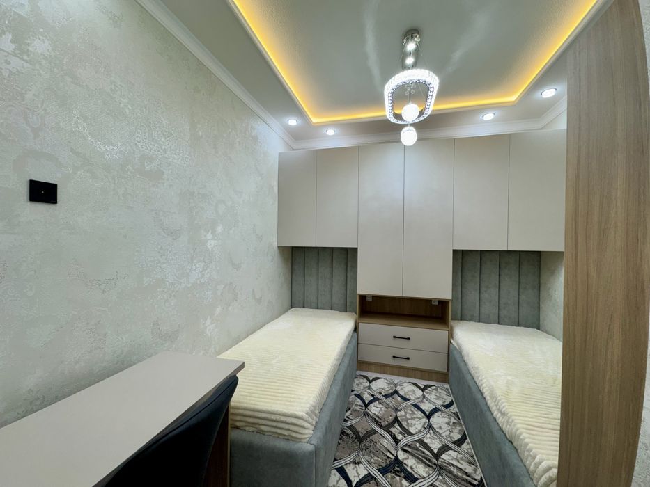 3х комнатная квартира, на 4 этаже. Рудакий.