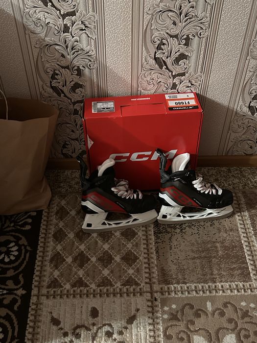 Коньки CCM FT680