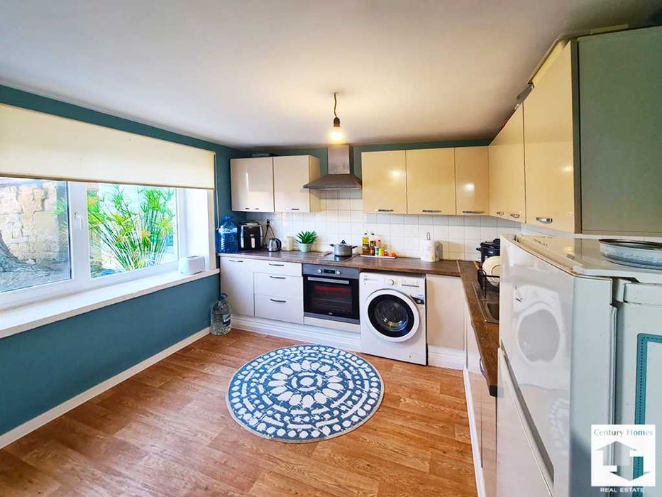 Продава се Къща в с. Полски Сеновец, Област Велико Търново - 150 кв.м за 500 €/кв.м - Снимка #2