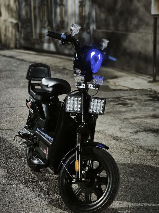 Электронный скутер ск8