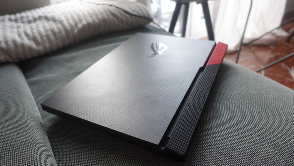 ROG Strix G15 NVIDIA GeForce 3050 AMD Ryzen 7 4800H 16GB RAM 1TB