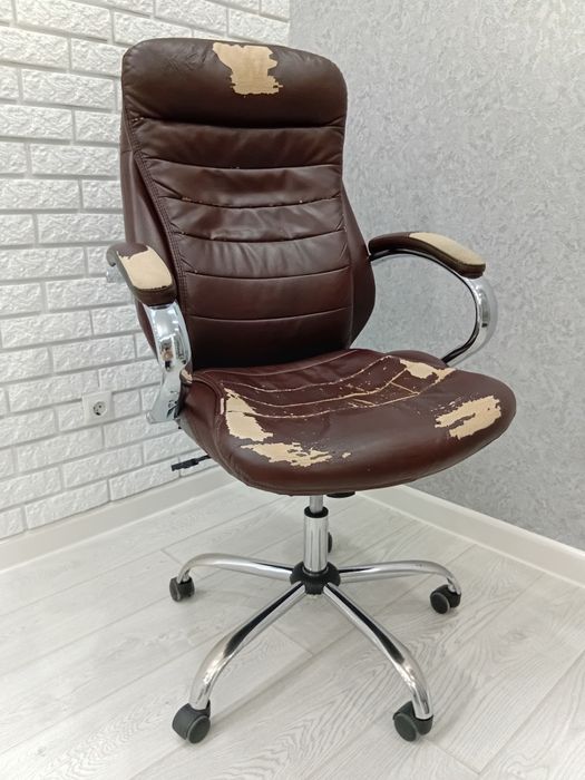 Кресло руководителя/офисное