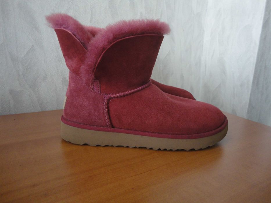 N37 UGG Classic Mini/оригинални дамски боти